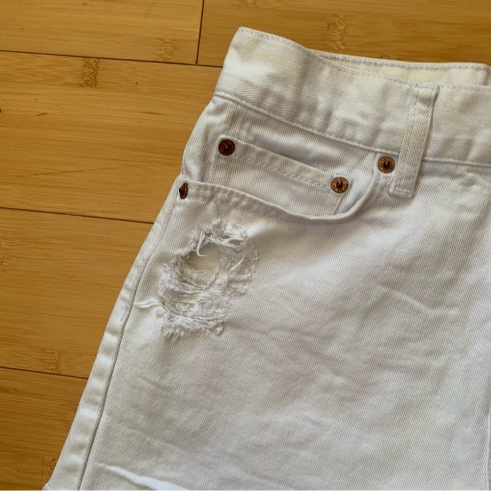 Urban Outfitters BDG White Pelmet Shorts Raw Edge Distressed Summer Size 26 - Picture 6 of 6